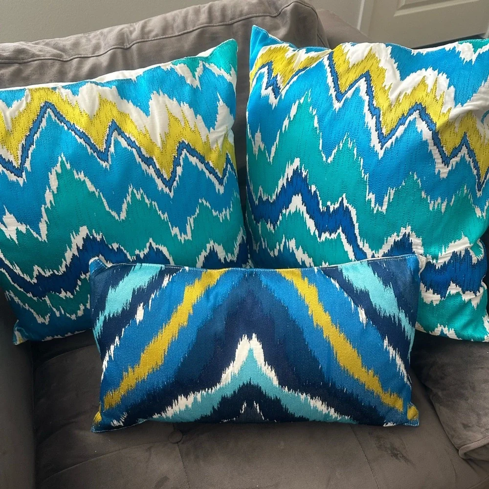 Trina Turk 3 piece set of  decor pillows -NWT ( without pillow inserts ) - Picture 2 of 4